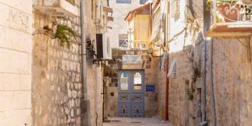 All Christian schools in Jerusalem shut after Israel refuses entry to Palestinian teachers