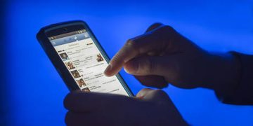 Facebook deceived users over data privacy – US jury