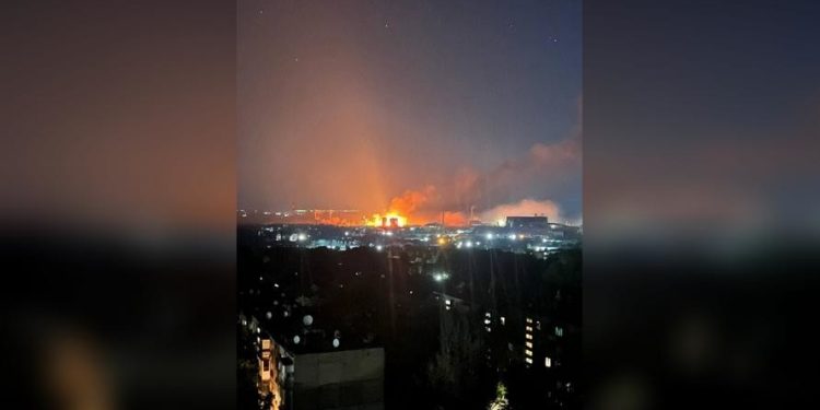 Russia attacks military plants and logistics across Ukraine – MOD (VIDEO)