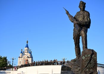 Tokyo fumes over new WWII monument erected in Russia (PHOTOS)