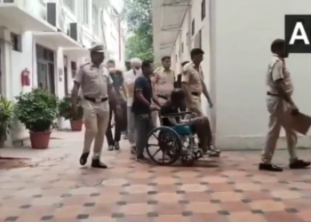 Ukrainians accused of training Myanmar rebels get bail in India
