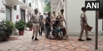 Ukrainians accused of training Myanmar rebels get bail in India