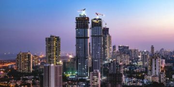 India to buck global slowdown and grow 7% for two years – IMF