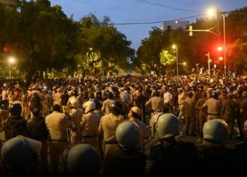 Indian opposition leaders detained at election commission protest