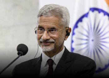 India warns its citizens against joining Russian Army