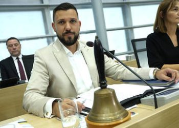 Italian opposition accuses Meloni of rewriting election rules to stay in power