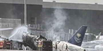 Houthis strike Saudi airports after ‘final warning’ (VIDEOS)