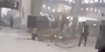 Missile alert interrupts Saudi minister mid-speech (VIDEO)