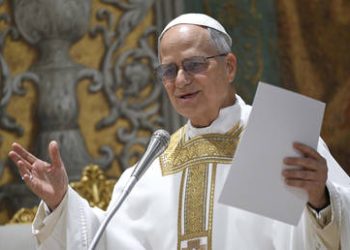 Pope diagnosed with lung cancer 