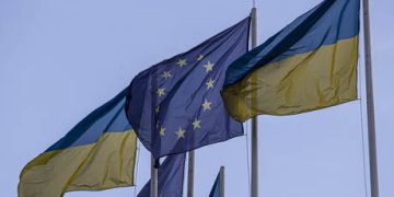 Letting Ukraine into EU would be economic suicide – Le Pen