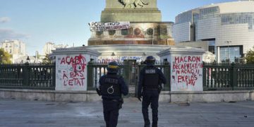 French slam Macron’s riots response – poll