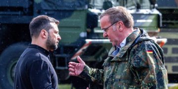 Kiev makes new demand for European interceptors